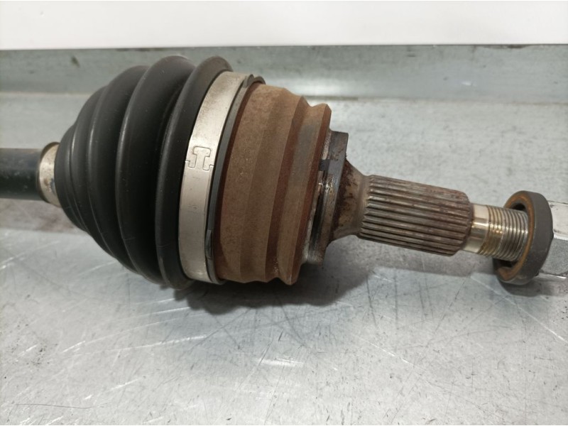 Recambio de transmision delantera izquierda para peugeot 308 allure referencia OEM IAM 9677561480  