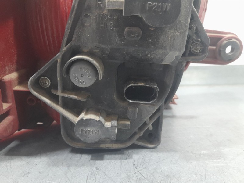 Recambio de piloto trasero derecho exterior para volkswagen touran (1t3) 1.6 tdi referencia OEM IAM 1T0945096R 176405 HELLA