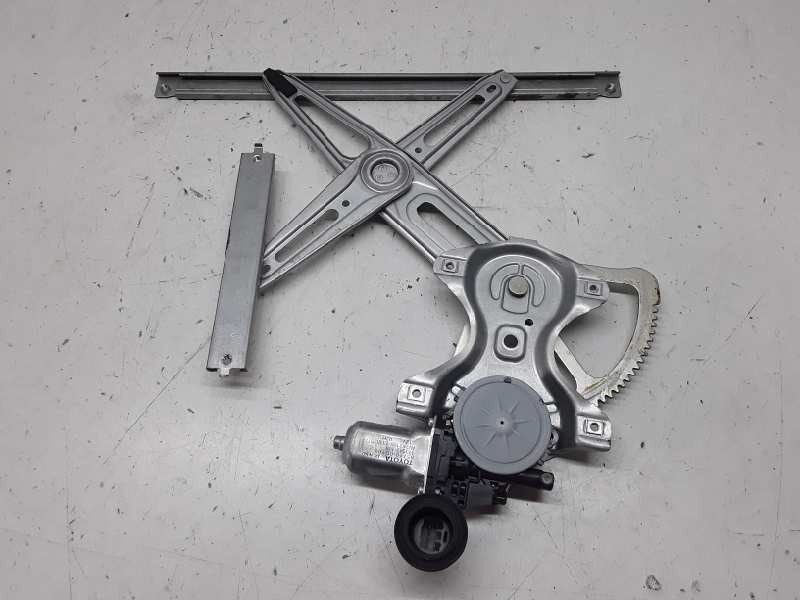 Recambio de elevalunas delantero derecho para toyota yaris (ksp9/scp9/nlp9) 1.4 turbodiesel cat referencia OEM IAM  6 PINES 