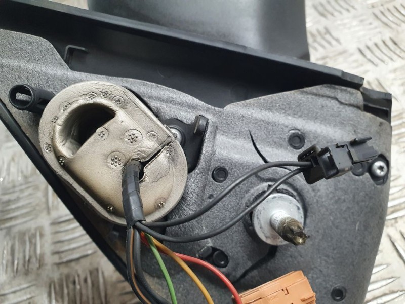 Recambio de retrovisor derecho para citroën c-elysée shine referencia OEM IAM SIN REF  ELECTRICO 5 Y 2 CABLES