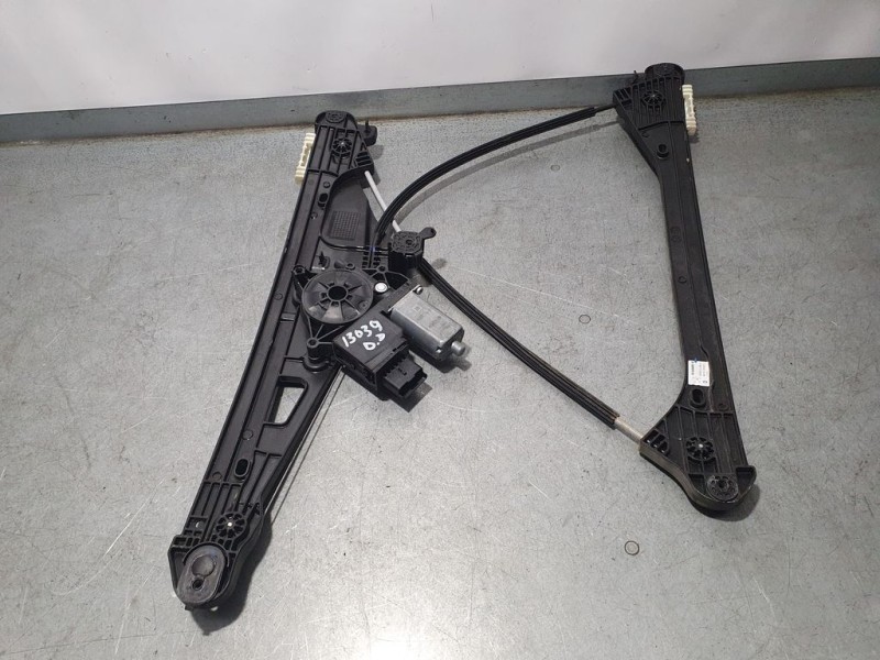 Recambio de elevalunas delantero derecho para peugeot 3008 active referencia OEM IAM 9810488880  ELÉCTRICO 6 PINS