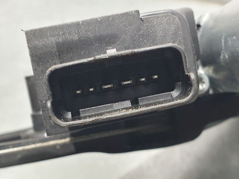 Recambio de elevalunas delantero derecho para peugeot 3008 active referencia OEM IAM 9810488880  ELÉCTRICO 6 PINS