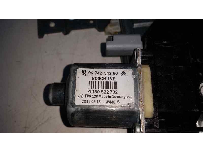 Recambio de elevalunas delantero derecho para peugeot 208 active referencia OEM IAM 0130822702 9674254380 BOSCH