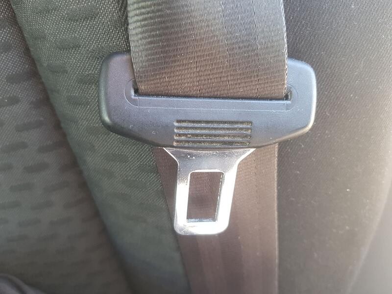 Recambio de cinturon seguridad trasero izquierdo para skoda fabia ii (542) 1.2 12v referencia OEM IAM 5J6857447BRAA  