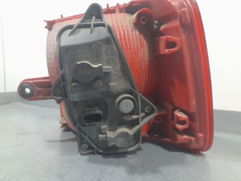 Recambio de piloto trasero izquierdo exterior para volkswagen touran (1t3) 1.6 tdi referencia OEM IAM 1T0945095R 03770138 HELLA