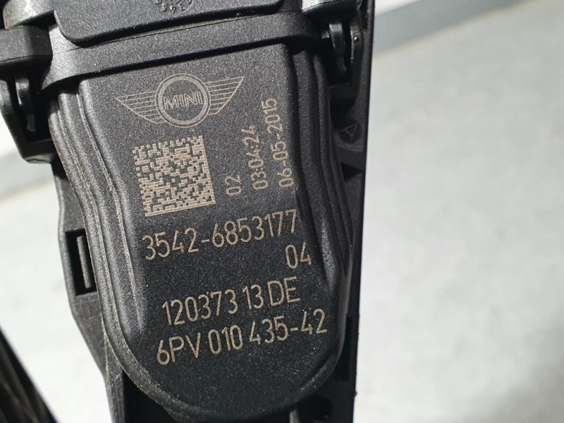 Recambio de potenciometro pedal para mini mini (f56) cooper d referencia OEM IAM 35426853177 6PV01043542 
