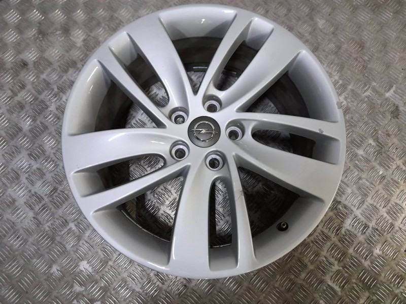 Recambio de llanta para opel astra j lim. 4türig selection referencia OEM IAM 8X18 5 TORN ET 45 ALUMINIO 