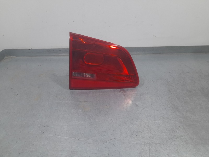 Recambio de piloto trasero izquierdo interior para volkswagen touran (1t3) 1.6 tdi referencia OEM IAM 1T0945093 176443 HELLA