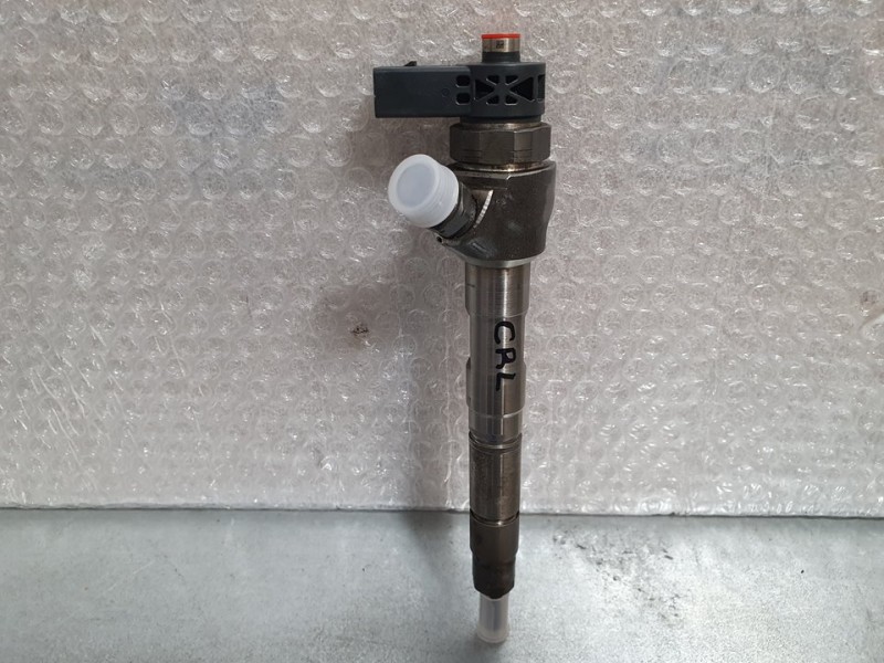 Recambio de inyector para audi a3 (8vk) 2.0 16v tdi referencia OEM IAM 04L130277AC 0445110469 BOSCH