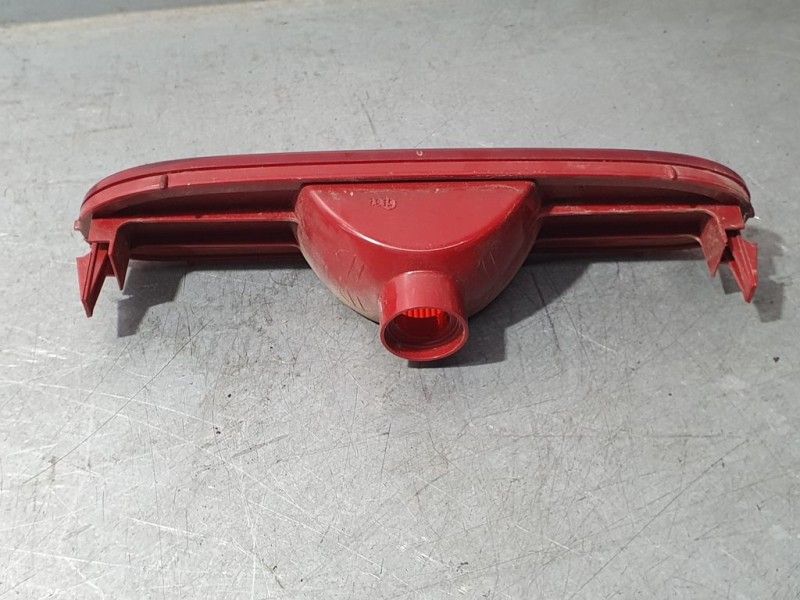 Recambio de piloto trasero central para mini mini (f56) cooper d referencia OEM IAM 63246946904  PARAGOLPES