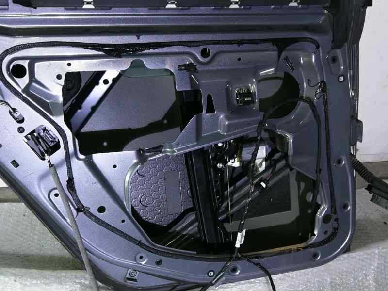 Recambio de elevalunas trasero izquierdo para bmw serie 5 berlina (e60) 520i referencia OEM IAM  6 PINS ELECTRICO