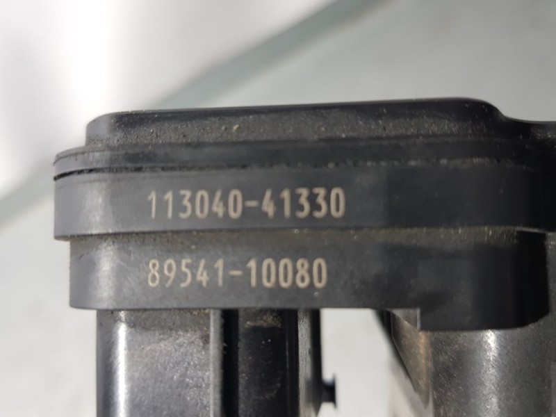 Recambio de abs para toyota c-hr hybrid style plus referencia OEM IAM 8954110080 11304041330 