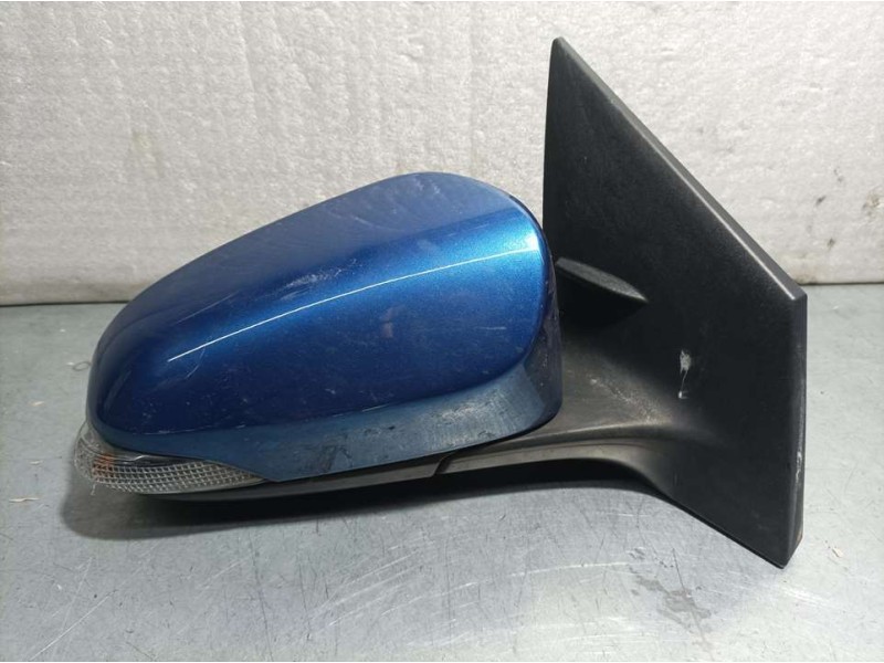 Recambio de retrovisor derecho para toyota auris active referencia OEM IAM 8791002F10  ELECTRICO 9 CABLES