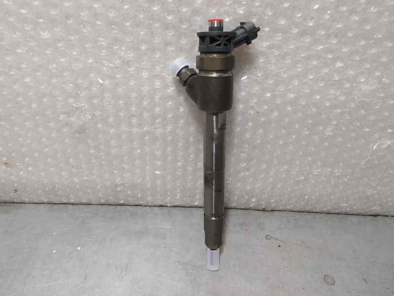 Recambio de inyector para peugeot 2008 (p1) gt line referencia OEM IAM 9828959880 0445110955 BOSCH