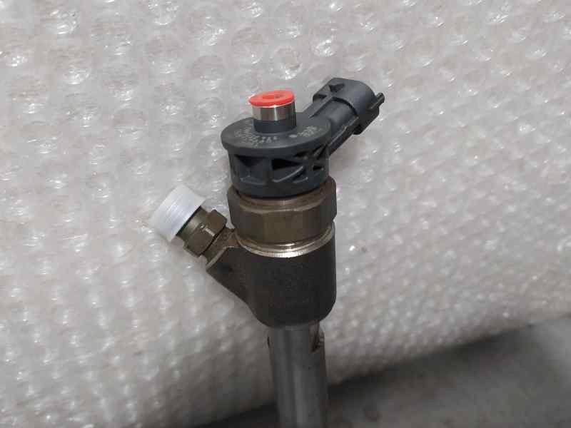 Recambio de inyector para peugeot 2008 (p1) gt line referencia OEM IAM 9828959880 0445110955 BOSCH