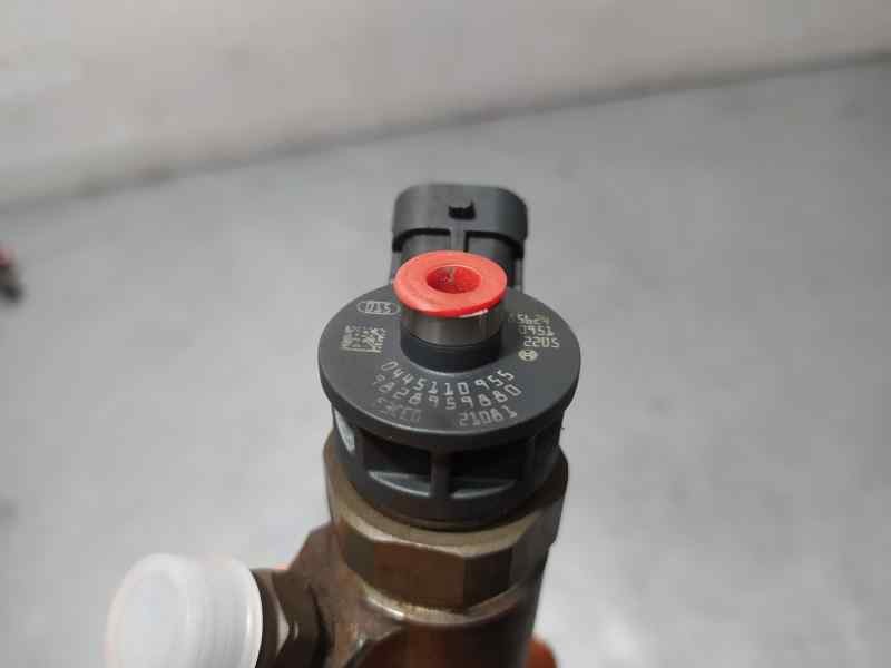 Recambio de inyector para peugeot 2008 (p1) gt line referencia OEM IAM 9828959880 0445110955 BOSCH