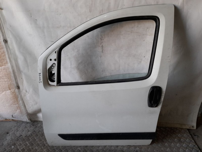 Recambio de puerta delantera izquierda para peugeot bipper básico referencia OEM IAM 1637832480  