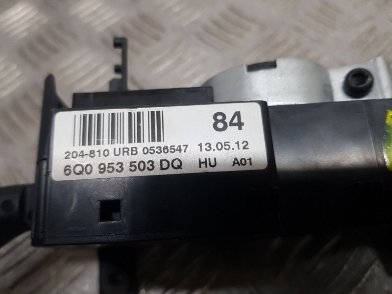 Recambio de mando luces y limpia para skoda fabia ii (542) 1.2 12v referencia OEM IAM 6Q0953503DQ  