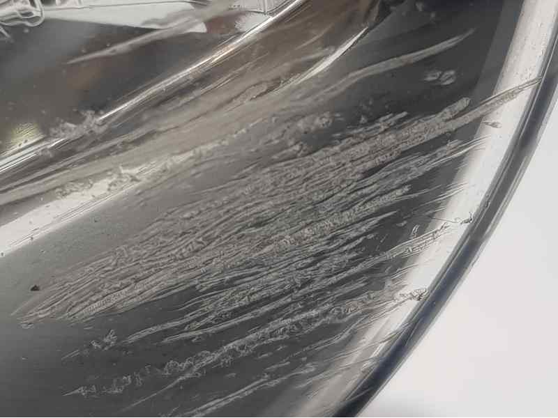 Recambio de faro antiniebla izquierdo para toyota c-hr hybrid style plus referencia OEM IAM 8122002110  PATA ROTO Y MUY ROZADO