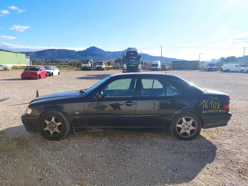 mercedes-benz clase c (w202) berlina del año 1998