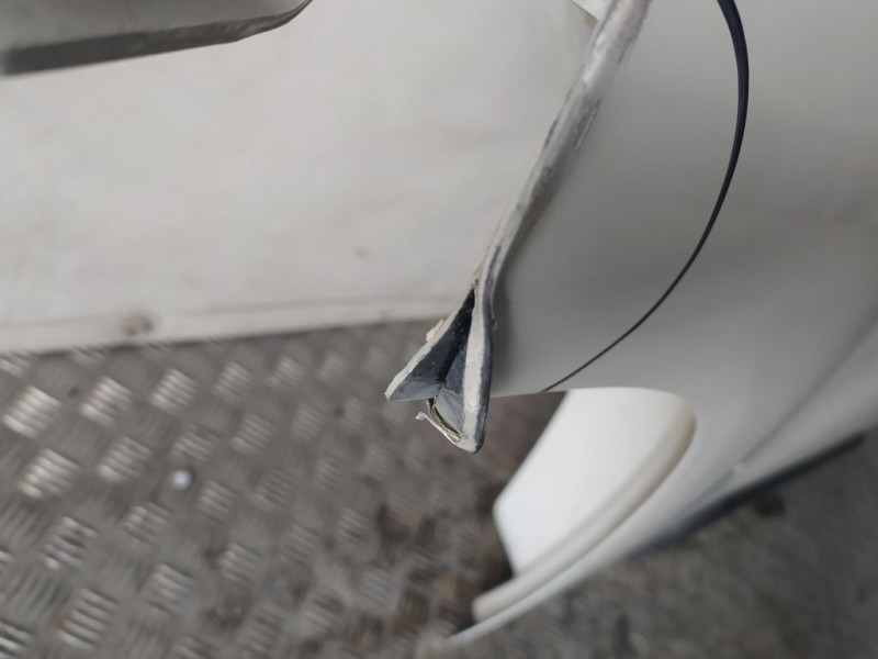 Recambio de puerta delantera izquierda para citroën jumper grossraumkasten 33 l2h2 bluehdi 130 referencia OEM IAM 1682477580  TO