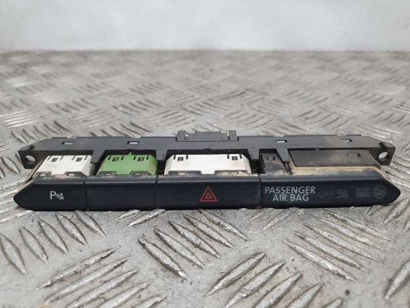 Recambio de warning para volkswagen passat lim. (3g2) edition bmt referencia OEM IAM 3G0927132A A65300059 