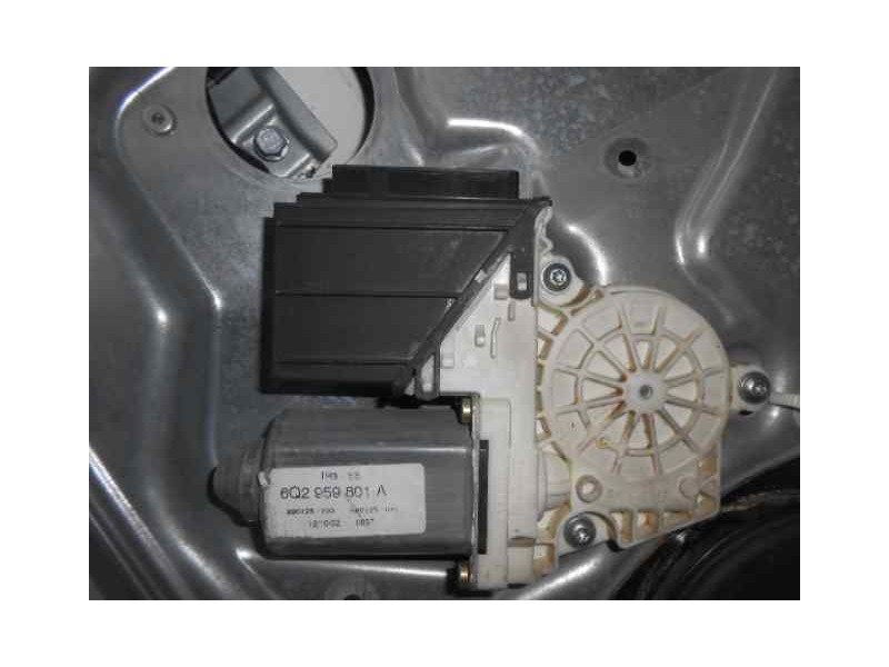 Recambio de elevalunas delantero derecho para seat ibiza (6l1) hit referencia OEM IAM 6Q2959801A  ELECTRICO