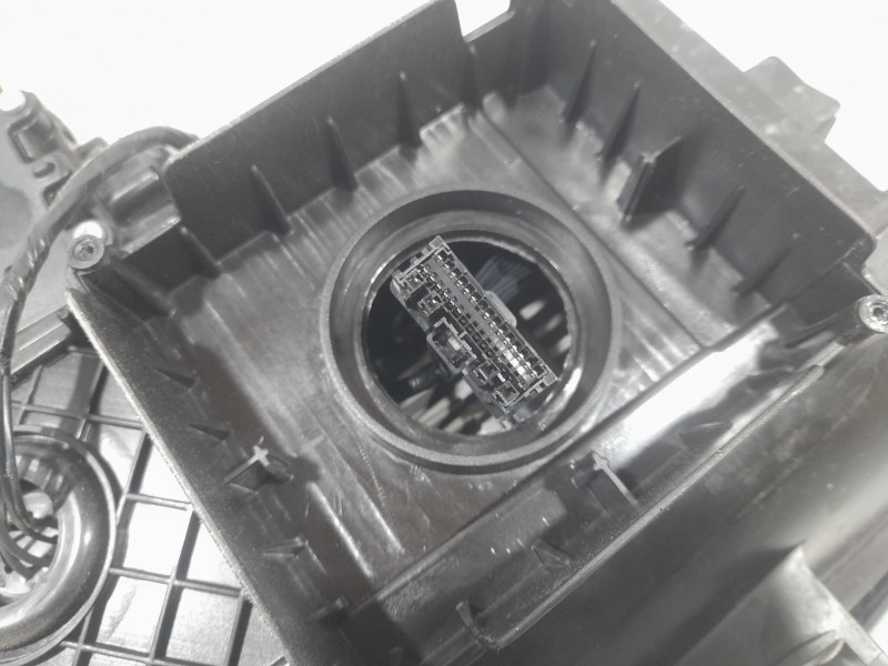 Recambio de faro derecho para mg zs suv (azs1) 1.0 t-gdi referencia OEM IAM 11275386 A00005R0200 