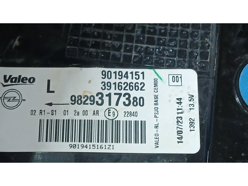 Recambio de piloto trasero izquierdo exterior para opel corsa f (p2jo) 1.5 (68) referencia OEM IAM 39162662 TOCADO VALEO 9829317