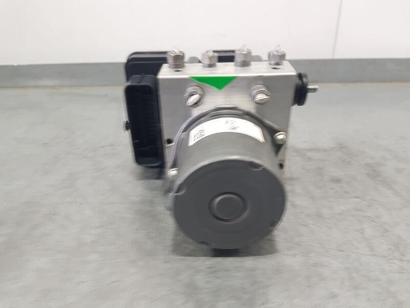 Recambio de abs para renault captur ii evolution referencia OEM IAM 4766001677R  