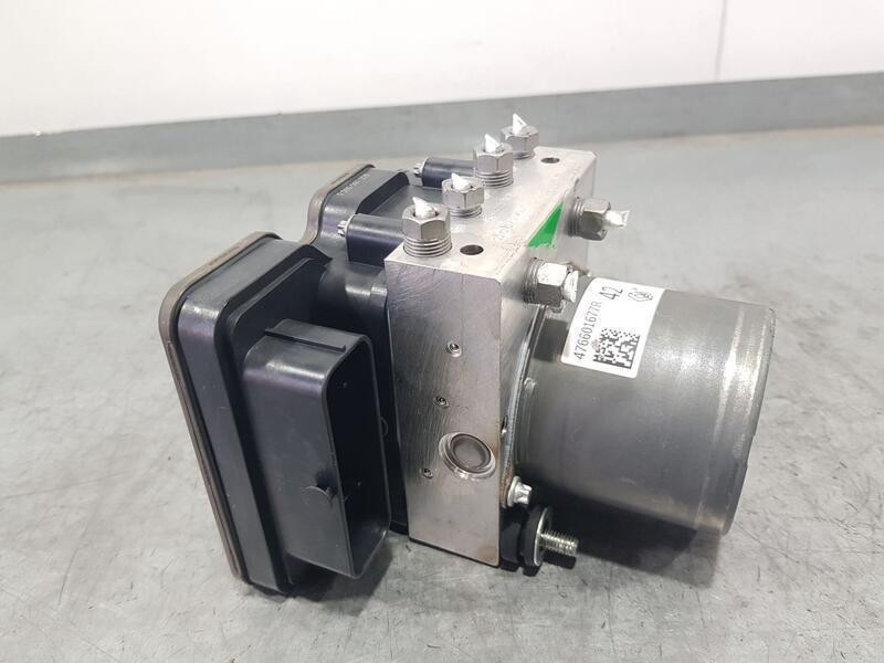 Recambio de abs para renault captur ii evolution referencia OEM IAM 4766001677R  