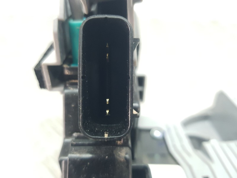 Recambio de cerradura puerta trasera izquierda para hyundai i20 iii (bc3, bi3) 1.0 t-gdi referencia OEM IAM 81410Q0000  4 PINS