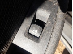 Recambio de mando elevalunas trasero izquierdo para bmw serie 1 lim. (f40) 118d referencia OEM IAM 61317950756  