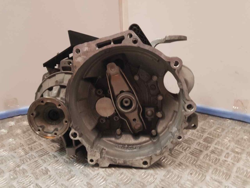 Recambio de caja cambios para volkswagen golf plus (521) advance referencia OEM IAM LHW 10030 5VELOCIDADES