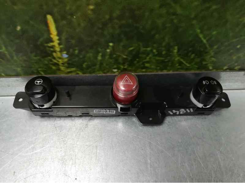 Recambio de warning para fiat nuova 500 (150) lounge referencia OEM IAM 735451108  VALEO