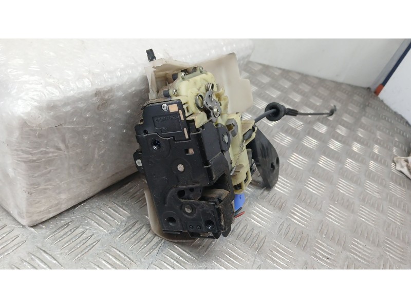 Recambio de cerradura puerta delantera izquierda para volkswagen transporter t5 autobús (7hb, 7hj, 7eb, 7ej) 2.5 tdi referencia 