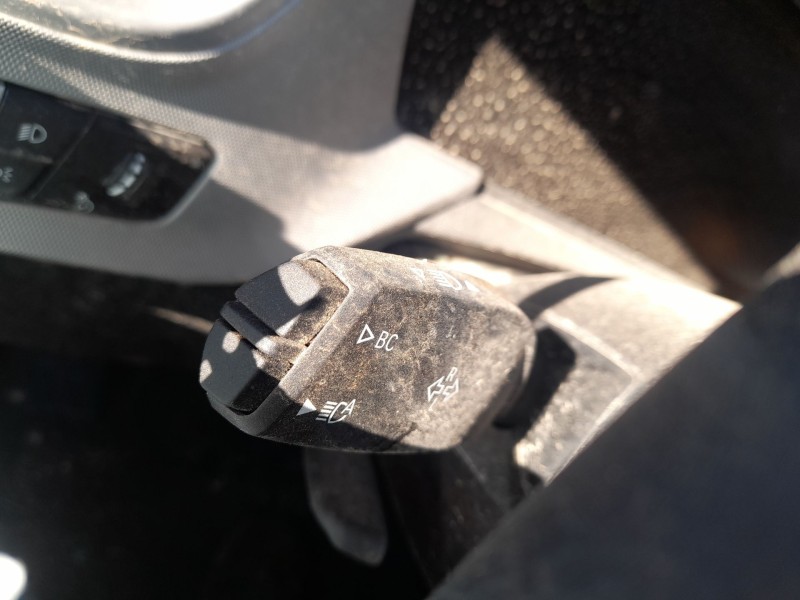 Recambio de mando luces y limpia para bmw serie 1 lim. (f40) 118d referencia OEM IAM 61315A32038  