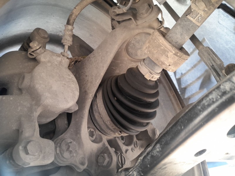 Recambio de mangueta delantera derecha para bmw serie 1 lim. (f40) 118d referencia OEM IAM 31216876646  