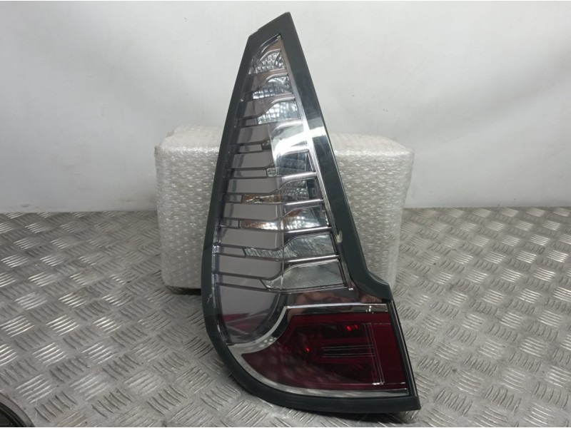 Recambio de piloto trasero izquierdo para renault scenic iii dynamique referencia OEM IAM 265558940R  EXTERIOR