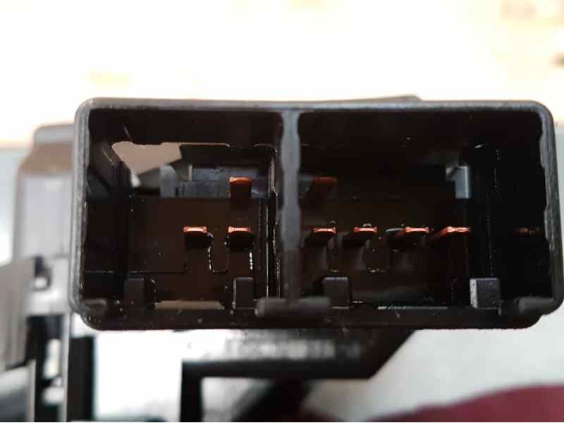 Recambio de mando limpia para peugeot 107 urban move referencia OEM IAM   