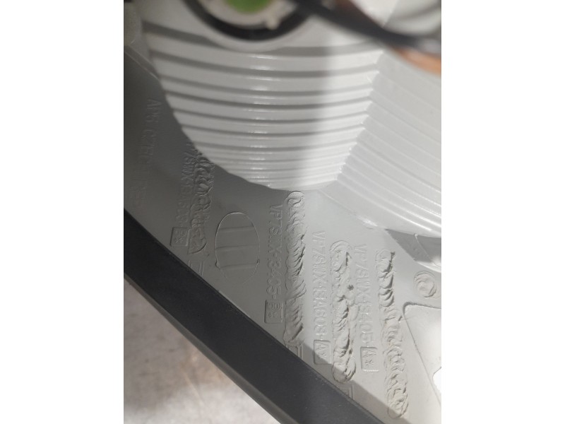 Recambio de piloto trasero izquierdo para skoda fabia ii (542) 1.2 12v referencia OEM IAM VP7SWX13405  