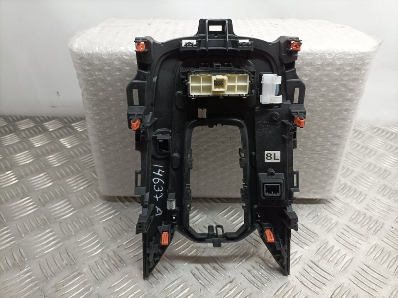 Recambio de modulo electronico para toyota corolla (e21) hybrid active referencia OEM IAM 76L507LH MARCO PALANCA CAMBIOS AUTOMAT