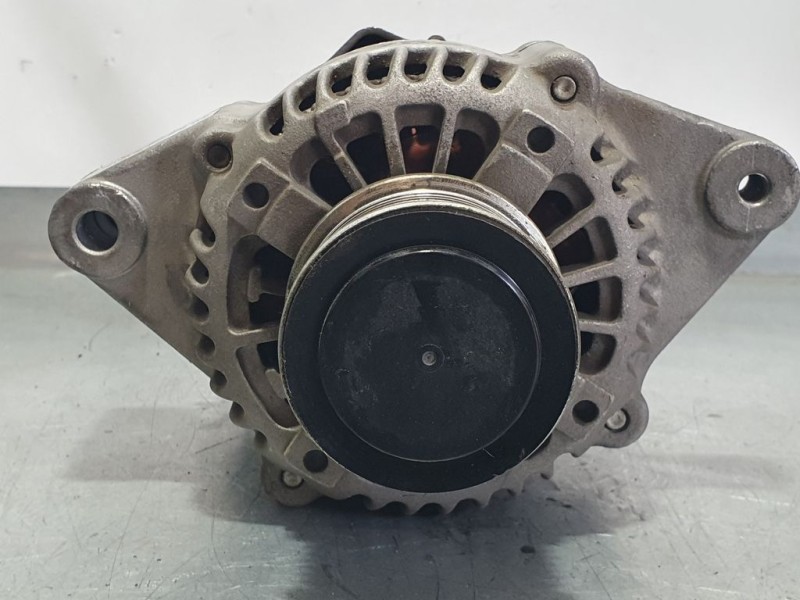 Recambio de alternador para toyota land cruiser (j9) d4-d vx (5-ptas.) referencia OEM IAM WA78039  