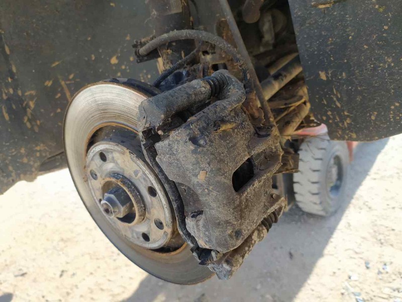 Recambio de pinza freno delantera derecha para peugeot 208 signature referencia OEM IAM 4400R7  