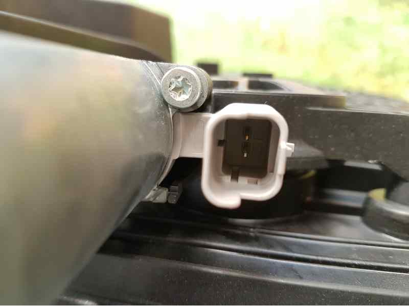 Recambio de elevalunas delantero izquierdo para citroën berlingo live m referencia OEM IAM 9817212180 2 PINS ELECTRICO