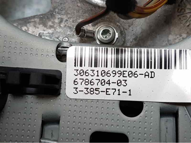 Recambio de volante para bmw x6 (e71) 3.5d referencia OEM IAM 6786704 306310699E06AD C/ LEVAS