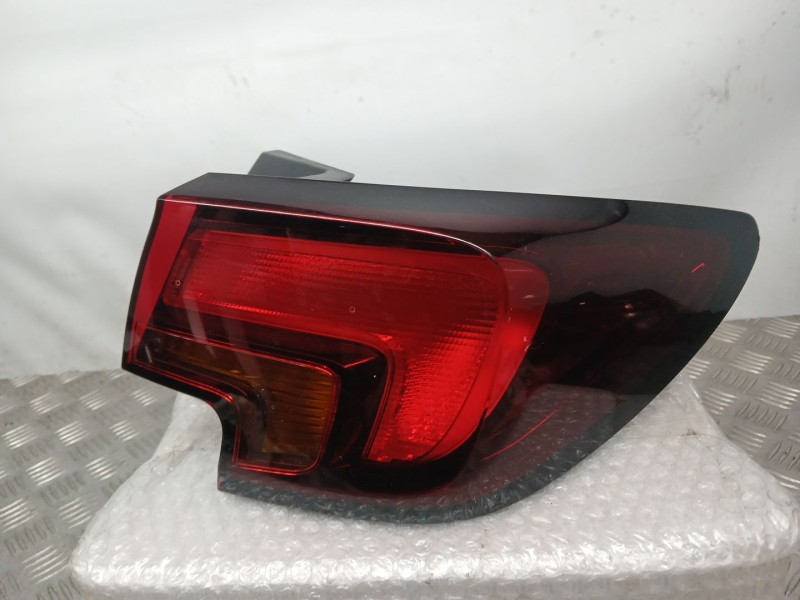 Recambio de piloto trasero derecho para opel astra k (b16) 1.0 turbo (68) referencia OEM IAM 3915944 EXTERIOR 