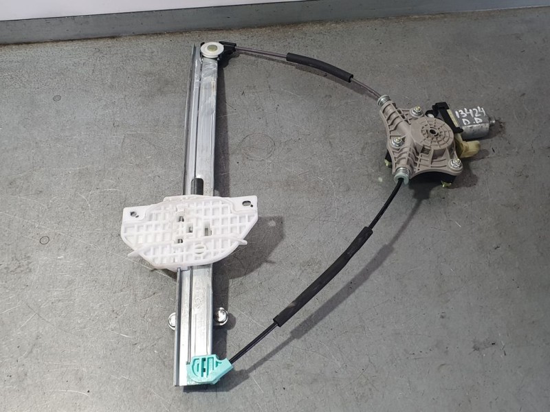 Recambio de elevalunas delantero derecho para kia stonic (ybcuv) 1.0 tgdi cat referencia OEM IAM 82460H8000 F00S1W2196 BOSCH ELE