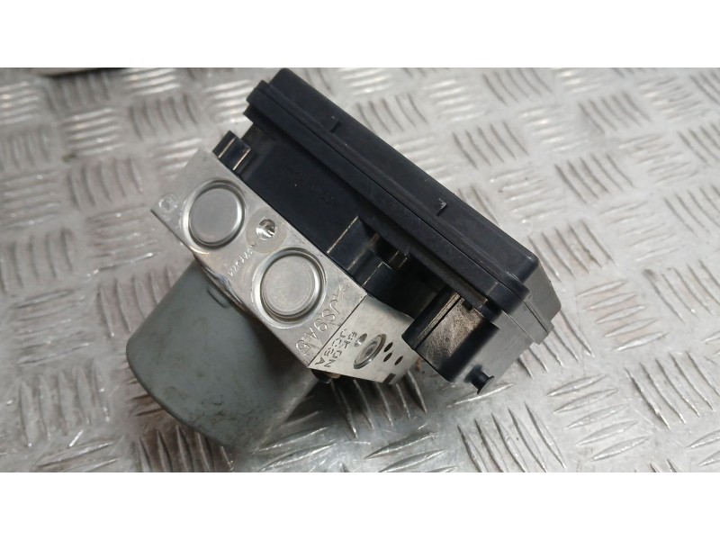 Recambio de abs para kia rio iv (yb, sc, fb) 1.25 referencia OEM IAM 58920H8200 MANDO 