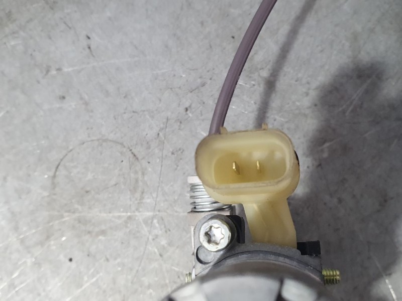 Recambio de elevalunas trasero derecho para kia stonic (ybcuv) 1.0 tgdi cat referencia OEM IAM 83460H8000 F00S1W2198 BOSCH ELECT